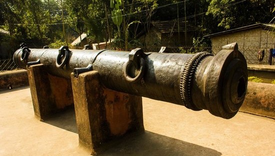 jahan-kosha-cannon in Murshidabad