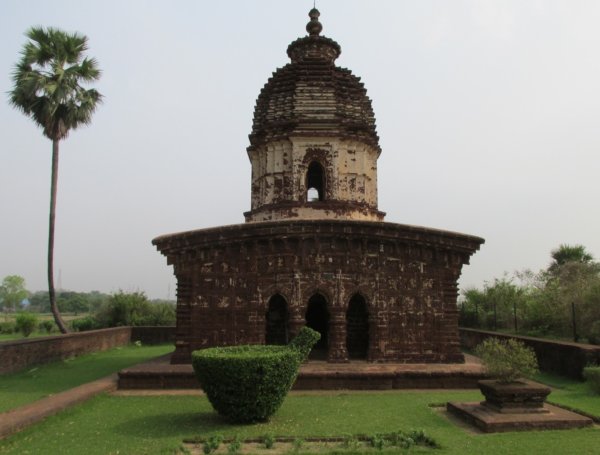 Kalachand temple