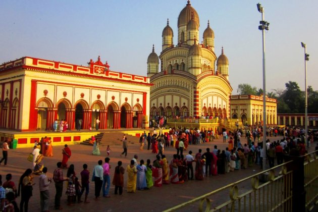 Devotees in Dakshineswar Temple