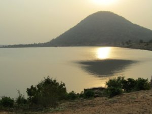 sunset-at-baranti-lake