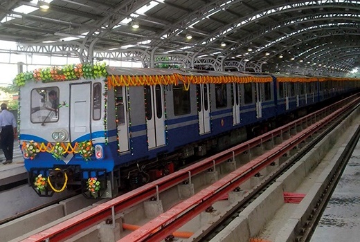 Kolkata-Metro-rakes