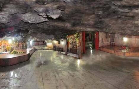 Shivgadi cave