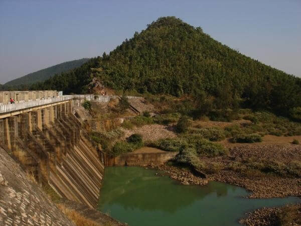 The Kelaghagh Dam is one of the most interesting tourist spots in Simdega district