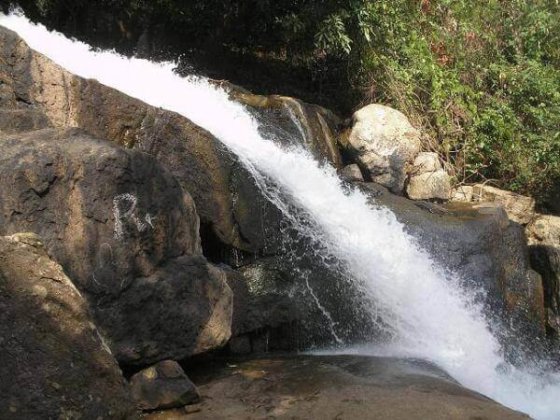 Waterfall at Chatikona