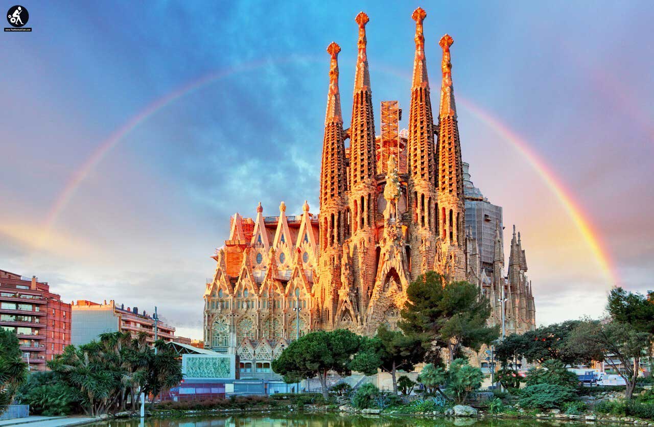 Barcelona’s Sagrada Familia and Gaudi Sites in Spain